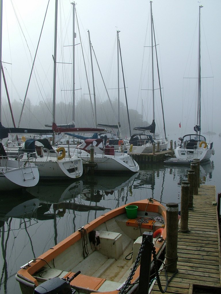 Misty-Morning-Lake-Windermeme.JPG