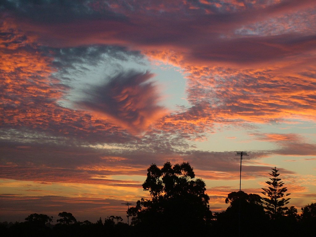 Amazing-Spaceship-Cloud.JPG